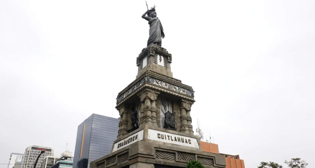 El Monumento a Cuauhtémoc