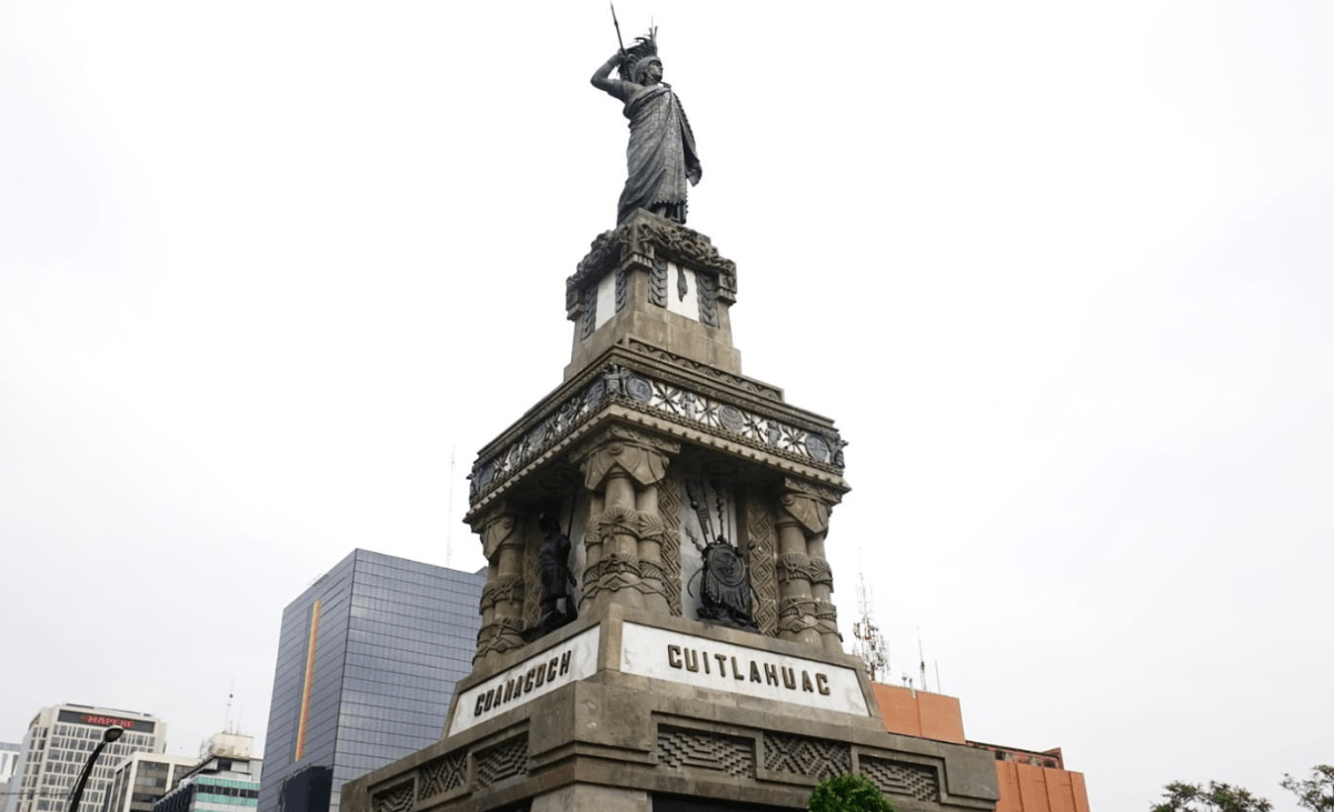 El Monumento a Cuauhtémoc