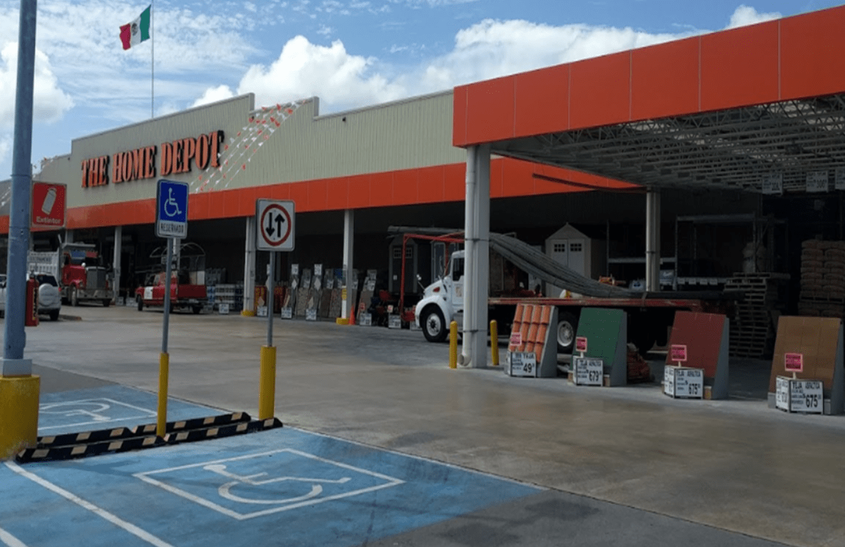 Home Depot Playa del Carmen